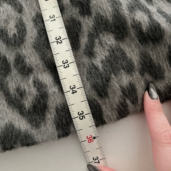 OLSEN WOOL BLEND LEOPARD PRINT COAT IN GREY - Picture 7 of 7